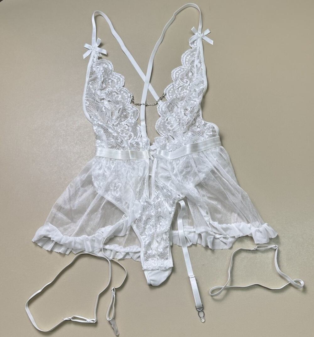 Mixxmix White Lace Bodysuit M Deep V Garter Teddy Babydoll NWT